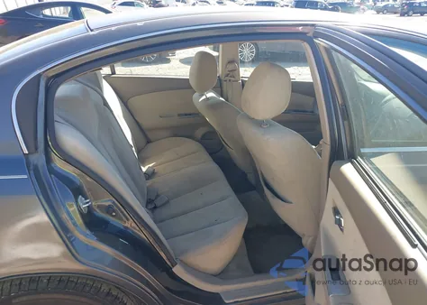 2005 Nissan Altima 2.5 S from USA, damaged, VIN 1N4AL11D55C954998